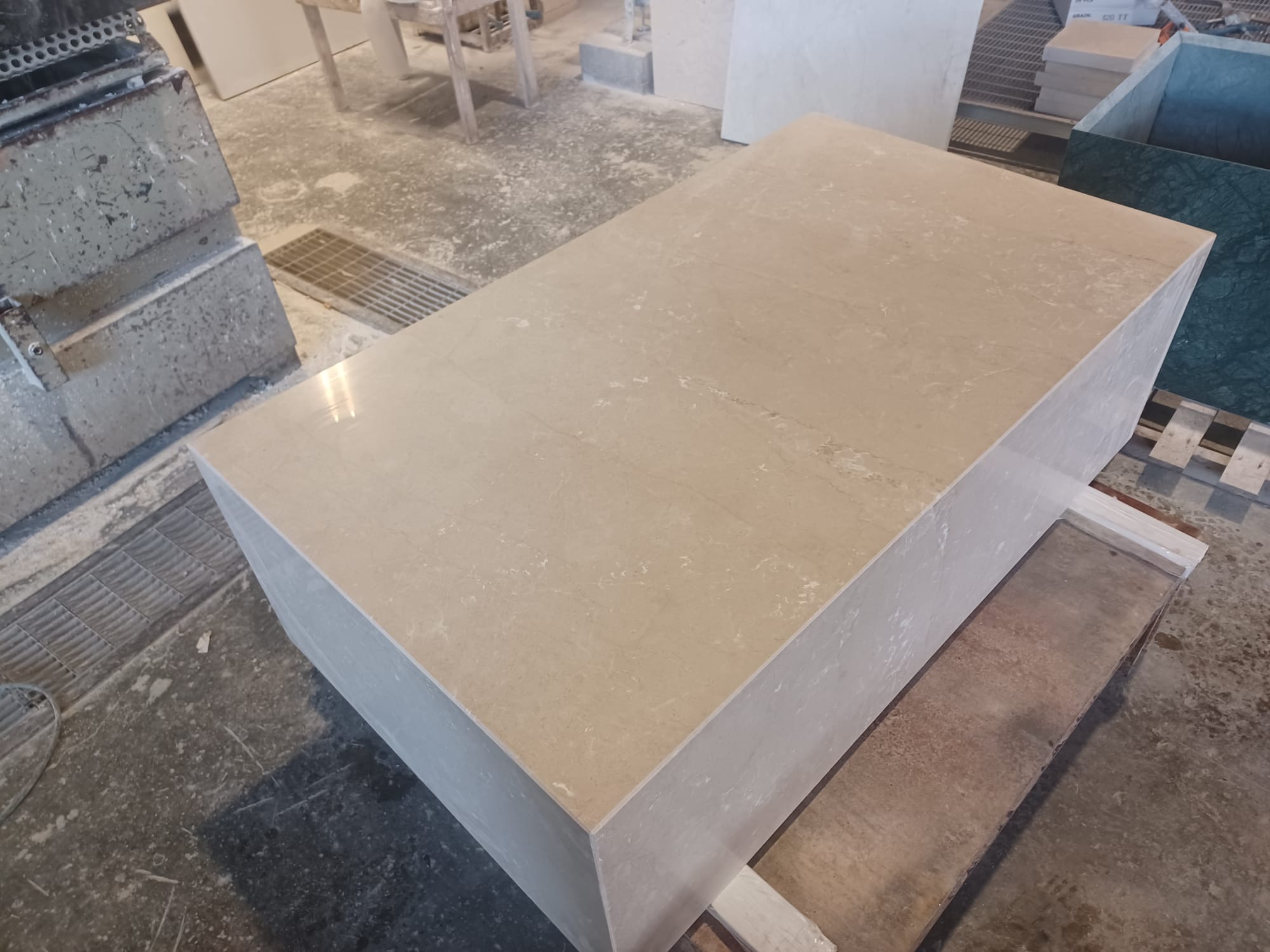 Rechthoekige marmeren salontafel Blocco Botticino Semi Classico - Afbeelding 6