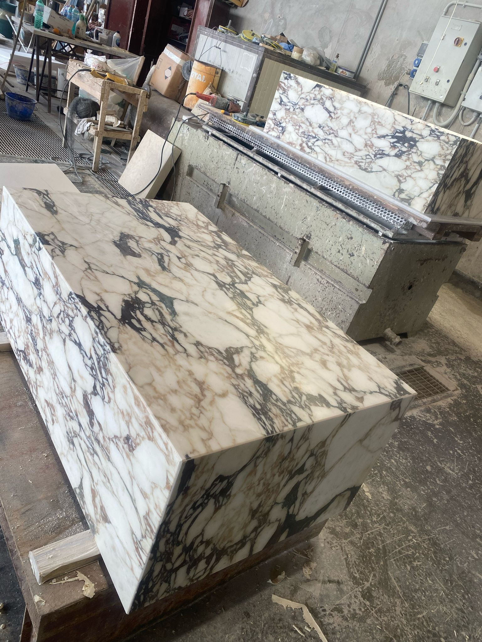 Rechthoekige marmeren salontafel Blocco - Calcatta Viola - Afbeelding 6